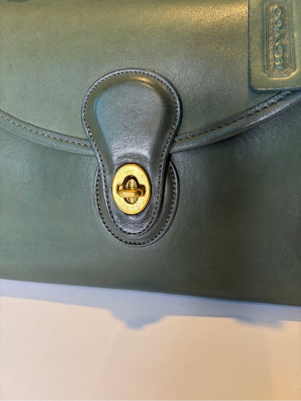 Vintage Coach Logan bag, in green #9907 - Picture 15 of 15